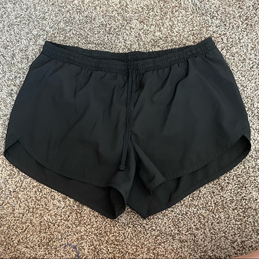 Old Navy active shorts